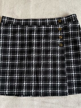 No Boundaries Black & White Plaid Mini Skirt with Button Detail